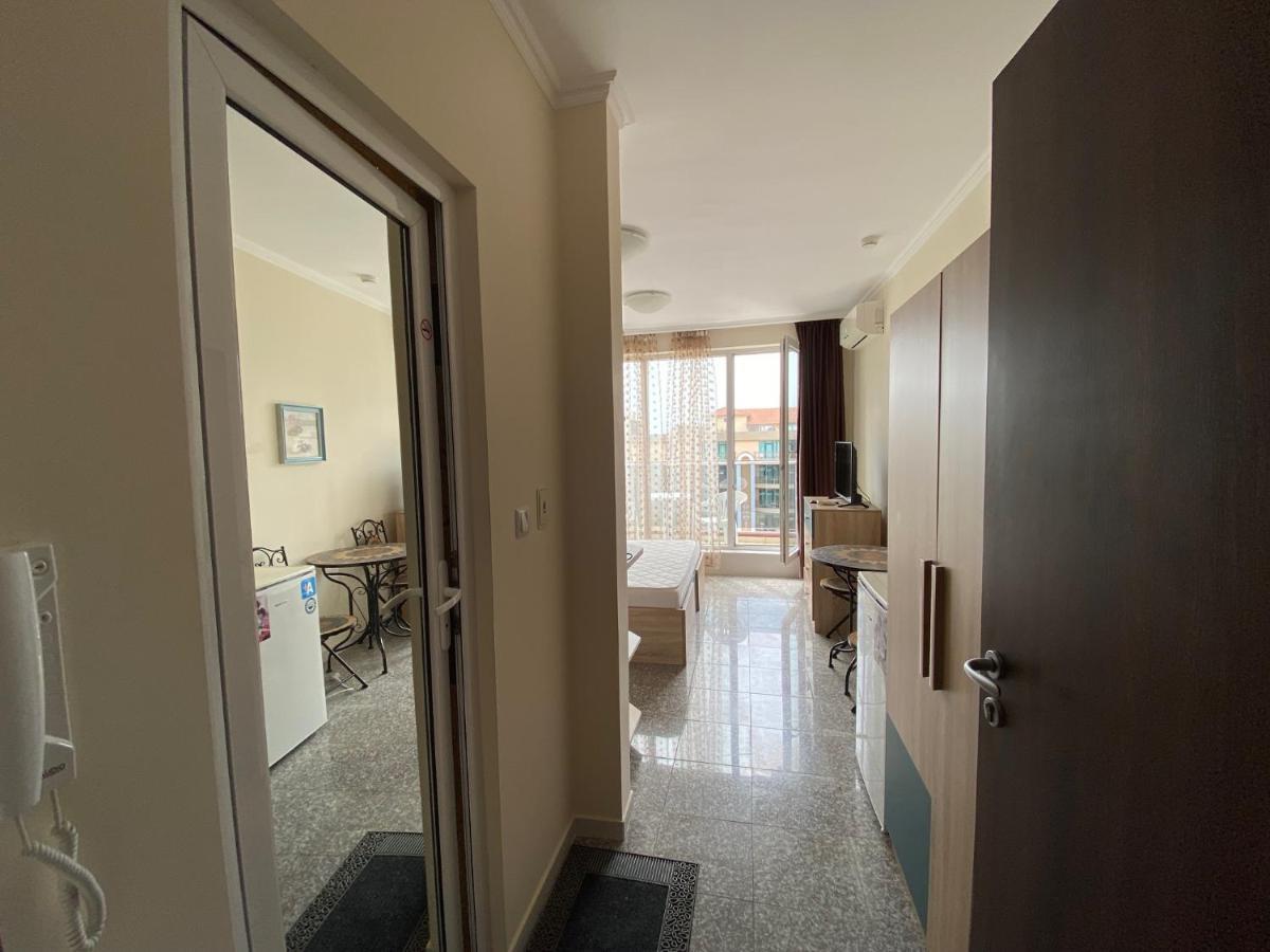 Admiral Plaza C 53 Private Cozy Studio Sunny Beach Buitenkant foto
